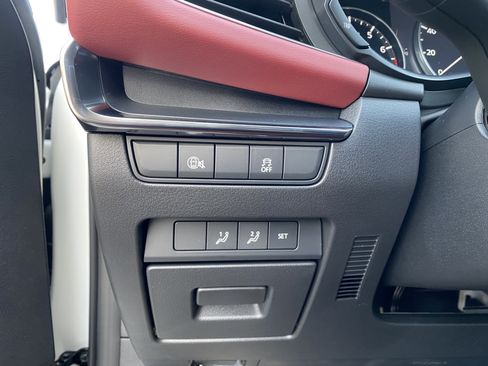 New 2026 MAZDA MAZDA3 2.5 S Hatchback w/ Premium Pkg image 18