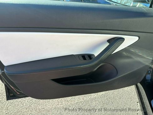 Used 2019 Tesla Model 3 Standard Range Battery RWD image 11