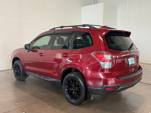 Used 2018 Subaru Forester 2.5i Premium AWD/4WD image 8