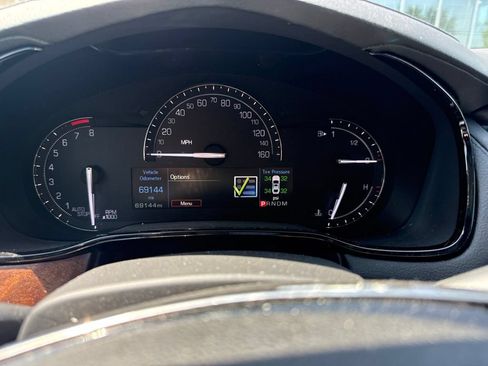 Used 2019 Cadillac CTS Sedan w/ Seating Package RWD image 14