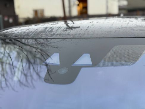 Used 2020 Land Rover Range Rover Evoque S image 35