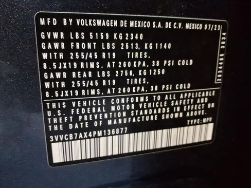 Used 2023 Volkswagen Tiguan SE R-Line FWD image 28