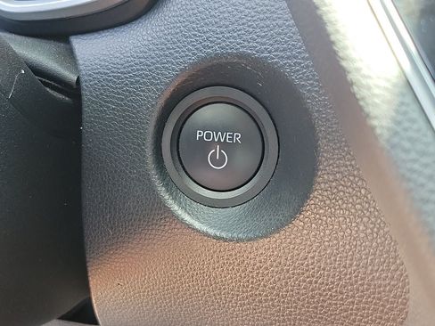 Used 2024 Toyota Corolla Cross AWD Hybrid w/ Convenience Package image 30