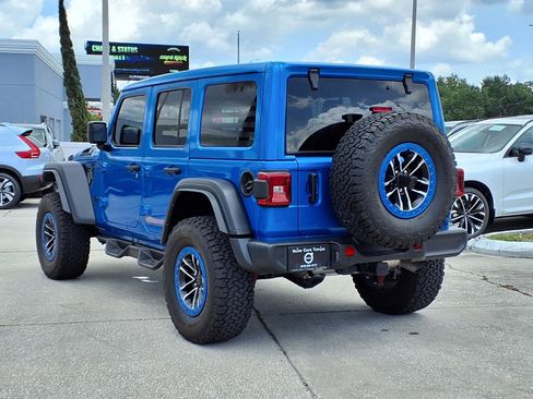 Used 2024 Jeep Wrangler Unlimited Sport AWD/4WD image 5