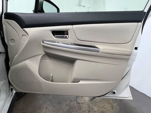 Used 2015 Subaru Crosstrek Touring AWD/4WD image 11