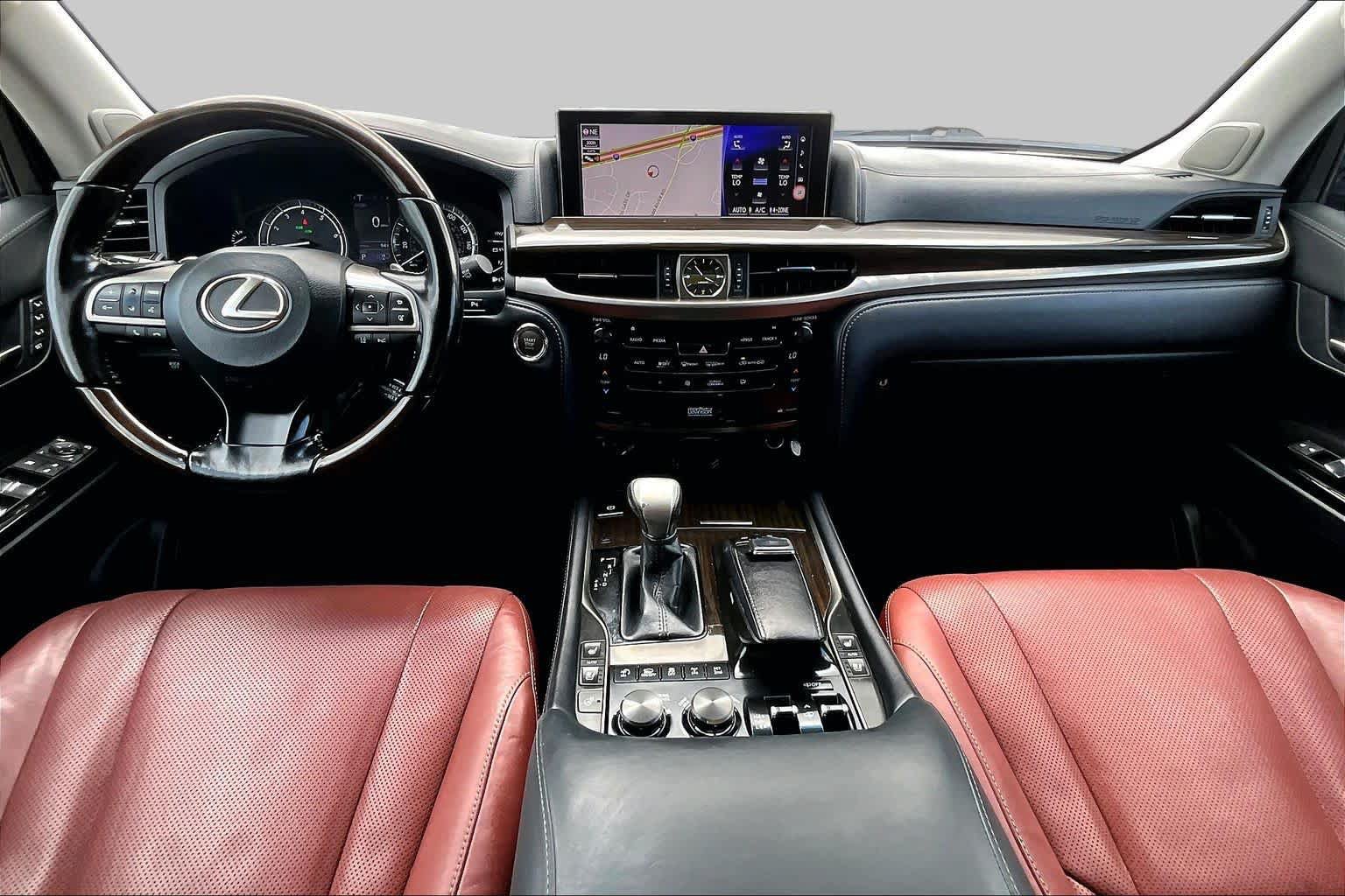 Used 2016 Lexus LX 570 4WD w/ Luxury Package image 16