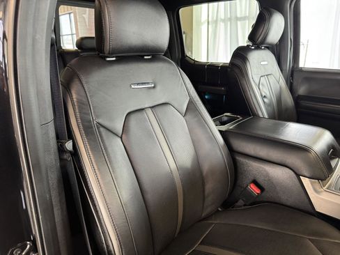 Used 2015 Ford F150 Platinum w/ Equipment Group 701A Luxury image 22