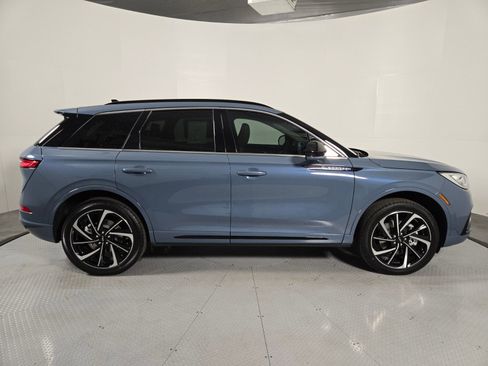 New 2026 Lincoln Corsair Grand Touring image 3