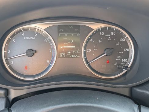 Used 2025 Nissan Versa S w/ Trunk Package FWD image 18