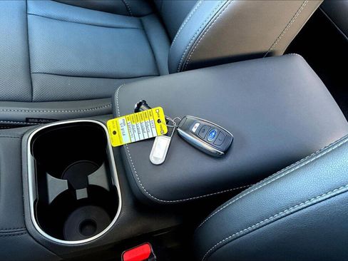 Certified 2025 Subaru Legacy Limited image 18