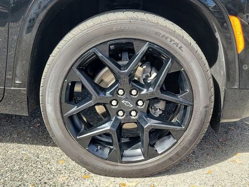 Certified 2024 Chevrolet Traverse RS w/ LPO, Floor Liner Package image 7