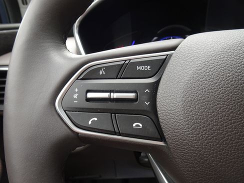 Used 2020 Hyundai Santa Fe Limited AWD/4WD image 23