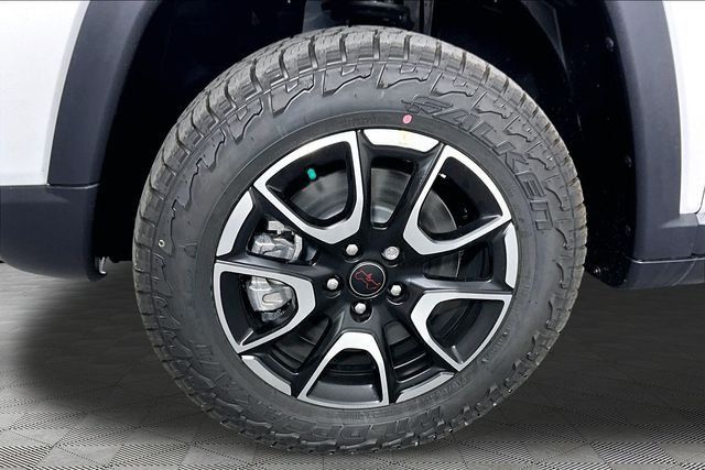 New 2026 Jeep Compass Trailhawk AWD/4WD image 12