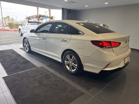 Used 2019 Hyundai Sonata Limited image 11