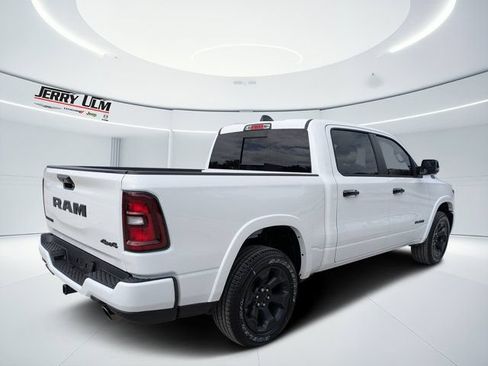 New 2026 RAM 1500 Big Horn AWD/4WD image 3
