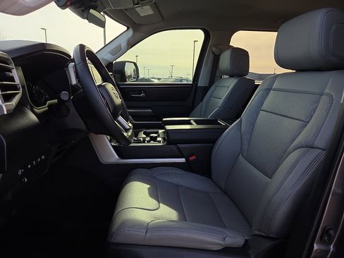 Used 2024 Toyota Tundra SR5 image 15