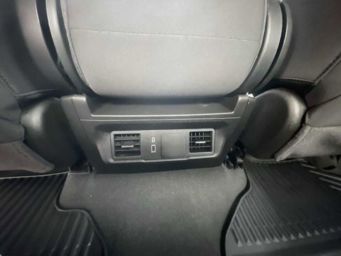 Certified 2024 Chevrolet Silverado 2500 Custom w/ Custom Value Package image 20