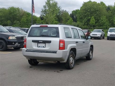 Used 2010 Jeep Patriot Sport image 4
