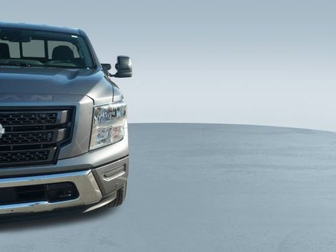 Used 2024 Nissan Titan SV w/ SV Convenience Package image 37