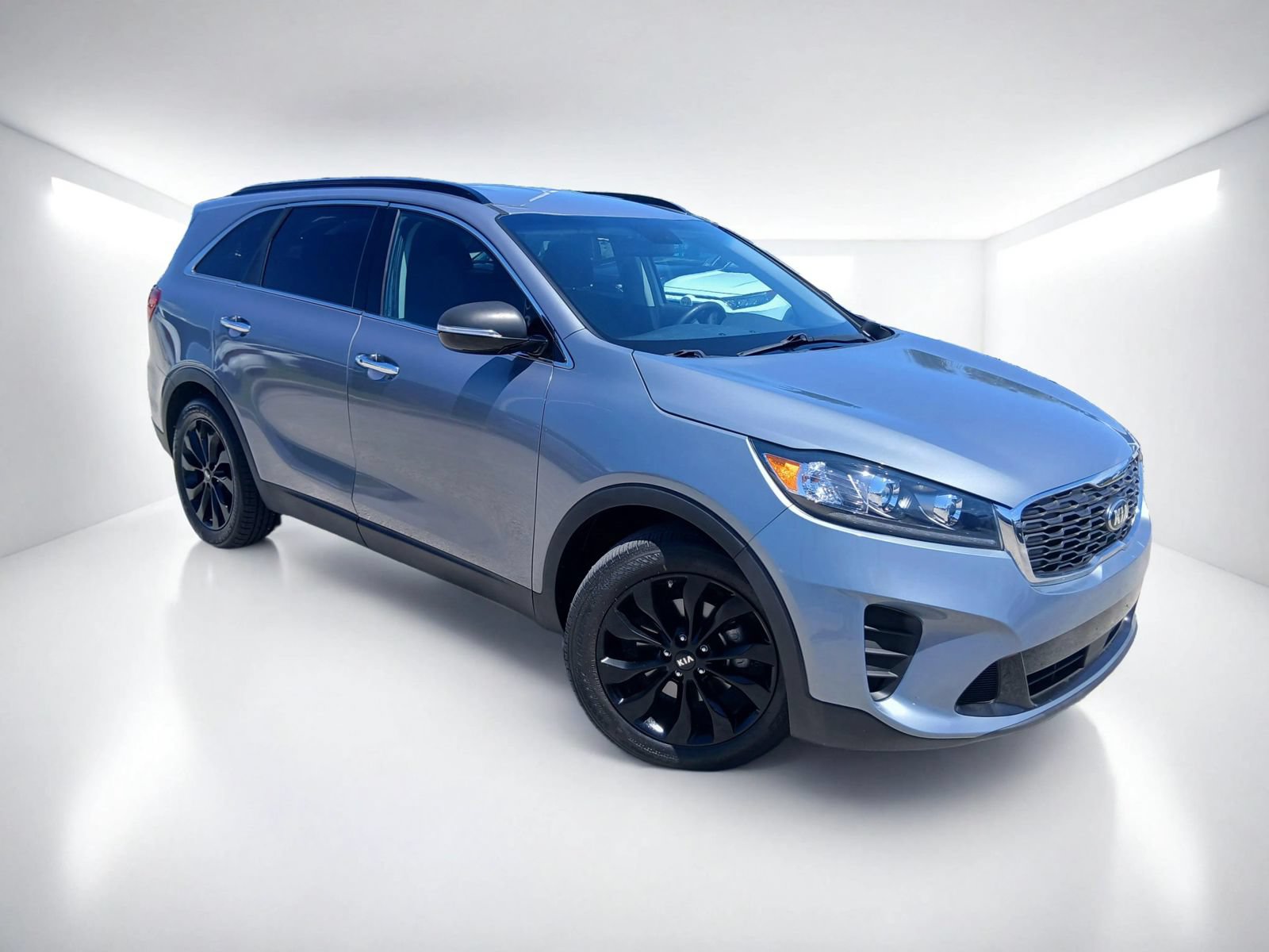 Used 2020 Kia Sorento S FWD image 2