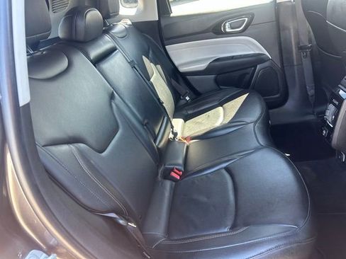 Used 2022 Jeep Compass Limited image 16