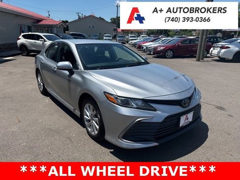 Used 2022 Toyota Camry LE image 1