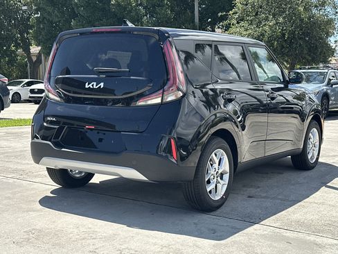 New 2025 Kia Soul LX w/ LX Technology Package image 6