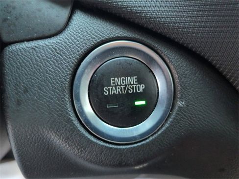 Used 2023 Chevrolet Equinox RS w/ RS Leather Package image 17