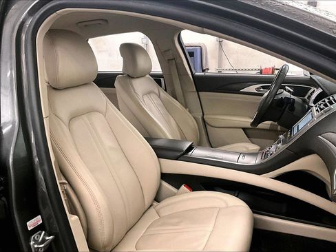 Used 2019 Lincoln MKZ Reserve image 7