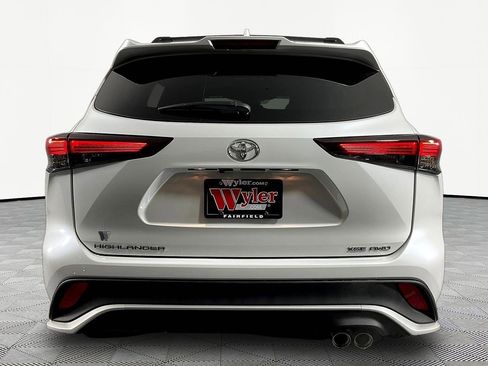Used 2026 Toyota Highlander XSE AWD/4WD image 5