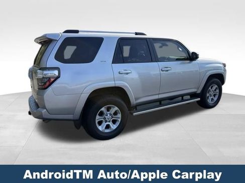 Used 2022 Toyota 4Runner SR5 AWD/4WD image 6
