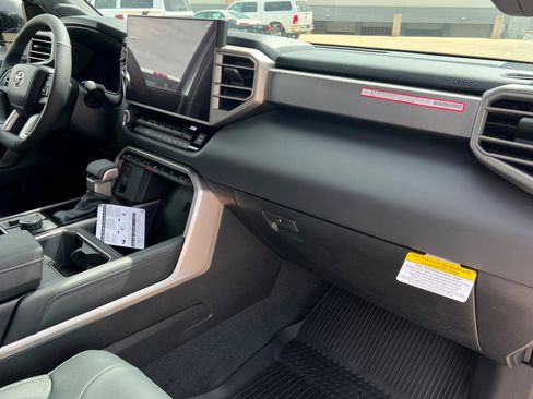 New 2026 Toyota Tundra Limited AWD/4WD image 23