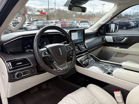 Used 2021 Lincoln Navigator L Black Label w/ Special Edition Package image 24