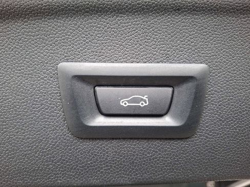 Used 2025 BMW iX M60 image 29