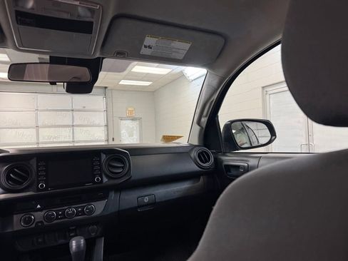 Used 2021 Toyota Tacoma SR AWD/4WD image 20