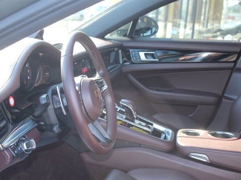 Used 2022 Porsche Panamera 4 AWD/4WD image 20