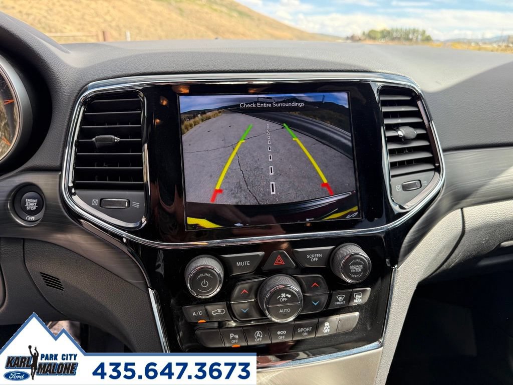 Used 2020 Jeep Grand Cherokee Altitude AWD/4WD image 19