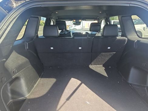 Used 2022 Jeep Grand Cherokee Laredo X image 9