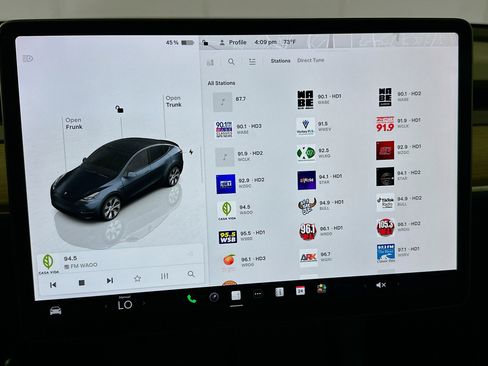 Used 2024 Tesla Model Y Long Range AWD/4WD image 18