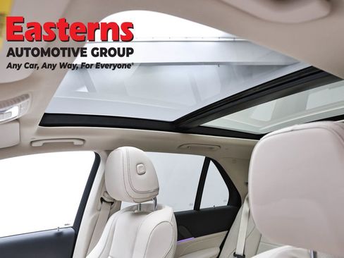 Used 2025 Mercedes-Benz GLE 450e 4MATIC image 34