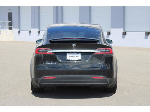 Used 2016 Tesla Model X 75D AWD/4WD image 3