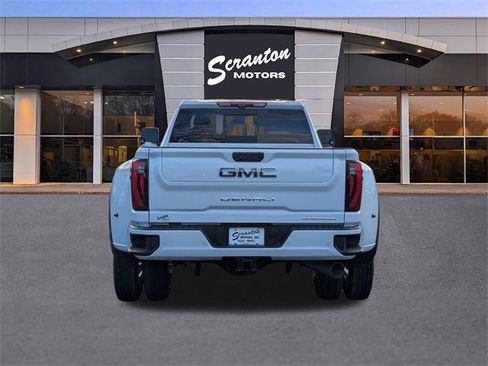 New 2026 GMC Sierra 3500 Denali Ultimate image 4