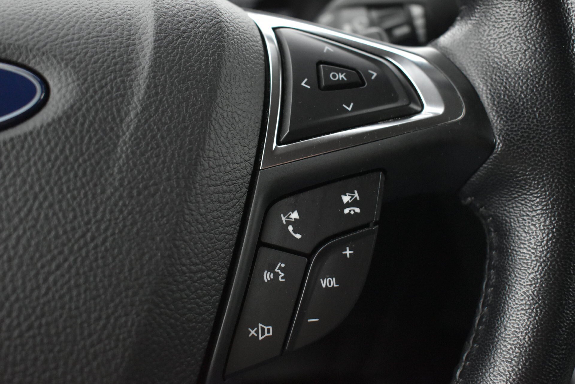 Used 2022 Ford Edge SEL w/ Convenience Package AWD/4WD image 18
