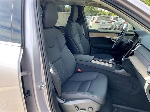 New 2026 Volvo XC90 B5 Plus w/ Protection Package AWD/4WD image 32