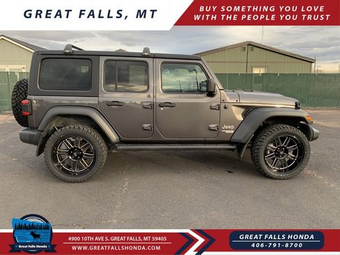 Used 2021 Jeep Wrangler Unlimited Sport image 8