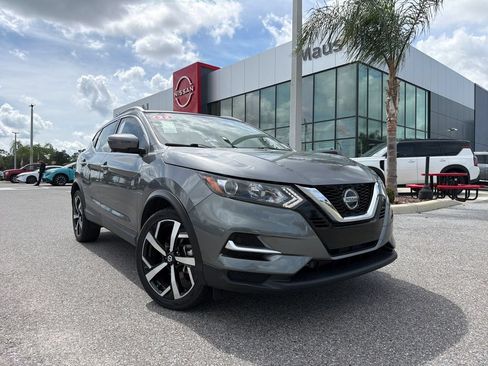 Used 2022 Nissan Rogue Sport SL AWD/4WD image 1
