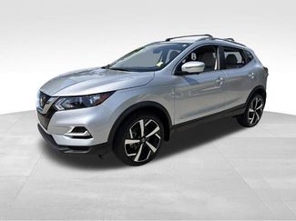 Certified 2022 Nissan Rogue Sport SL FWD video 3