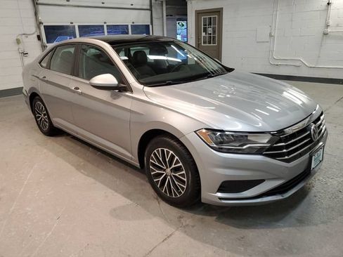 Used 2021 Volkswagen Jetta SE w/ SE Cold Weather Package FWD image 7
