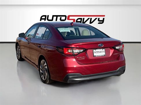 Used 2023 Subaru Legacy Limited image 5