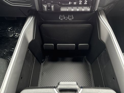 New 2025 RAM 2500 Big Horn image 20